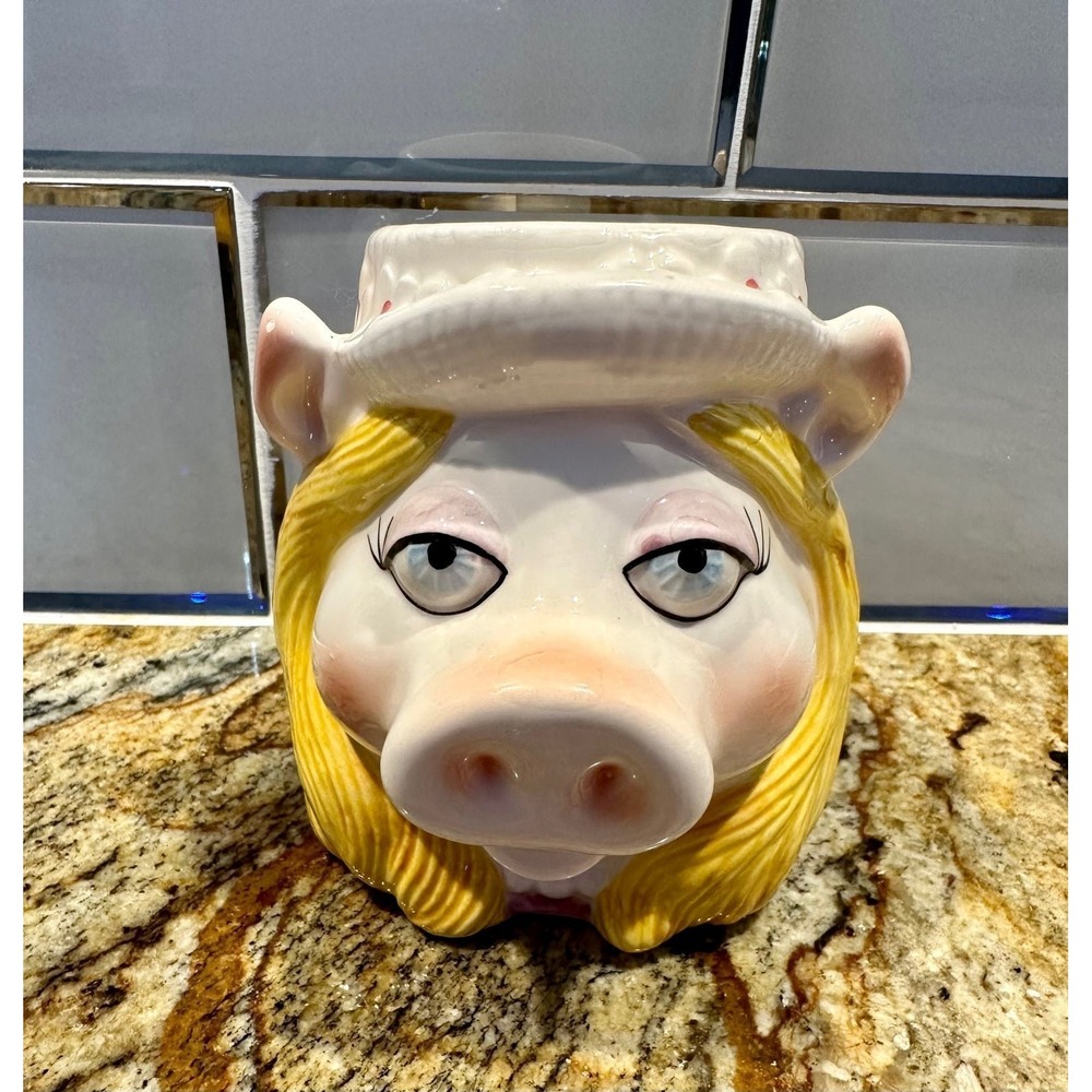 Miss Piggy Ceramic Mug Hat Blonde Hair Muppet Character Collectible